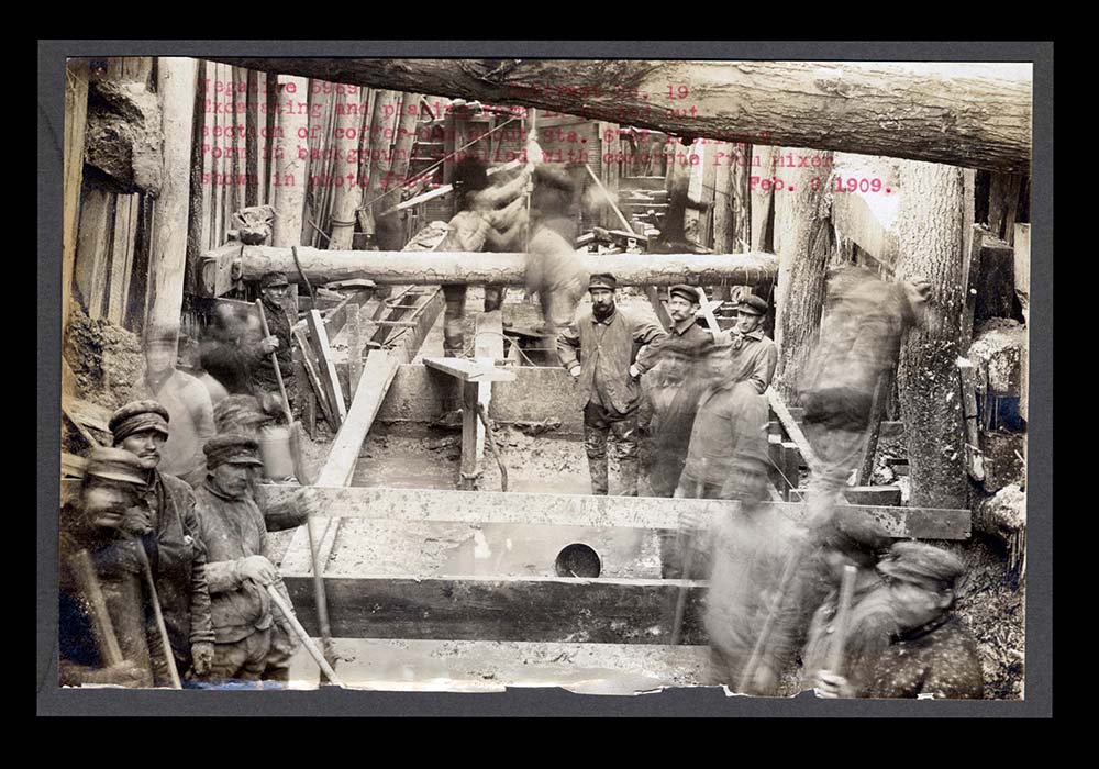 Photograph of laborers working on the construction of the Barge Canal, 1909 page 1