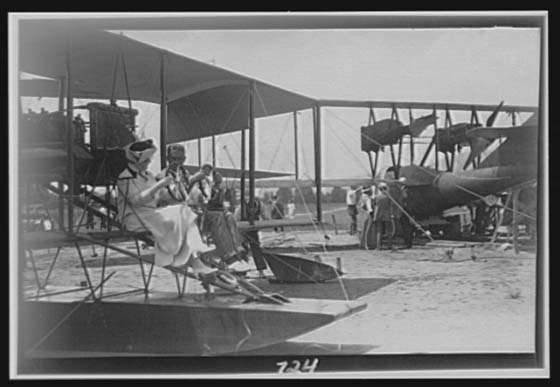 Photo of Airplanes, 1914 page 1