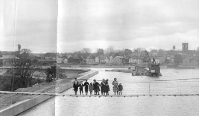 Load Barge Canal Construction, Temporary Footbridge at Medina, 1914 in Main Document Viewer