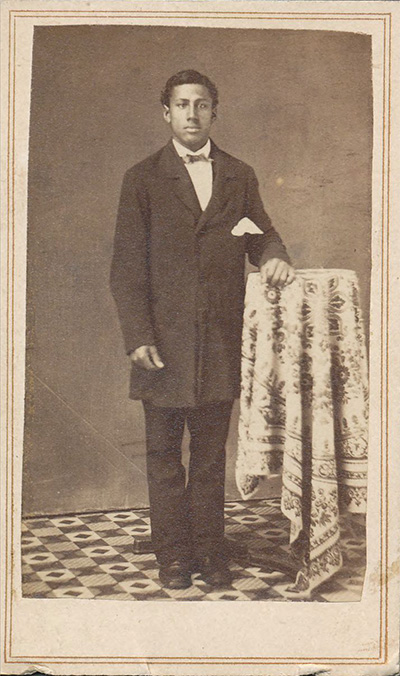 Load Photograph of William James Knapp, 1865 in Main Document Viewer