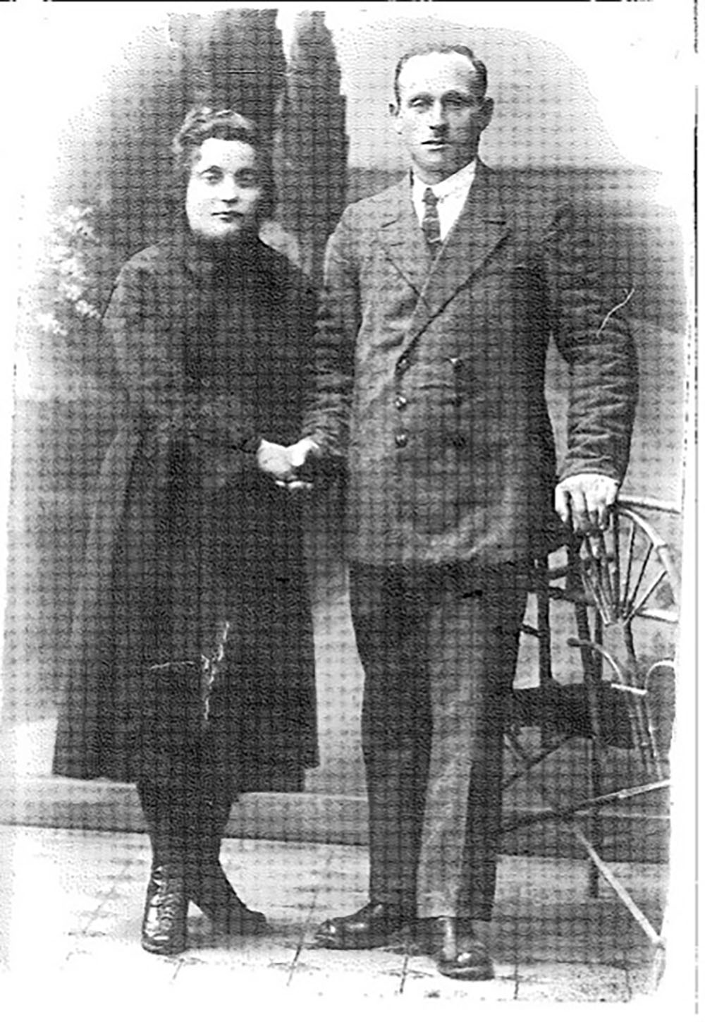 Hinda and Wołek Cymerman page 1