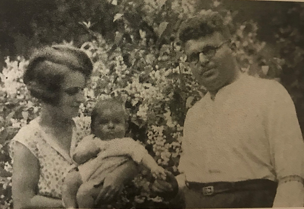 Alfred, Elle, and Inge Marx page 1