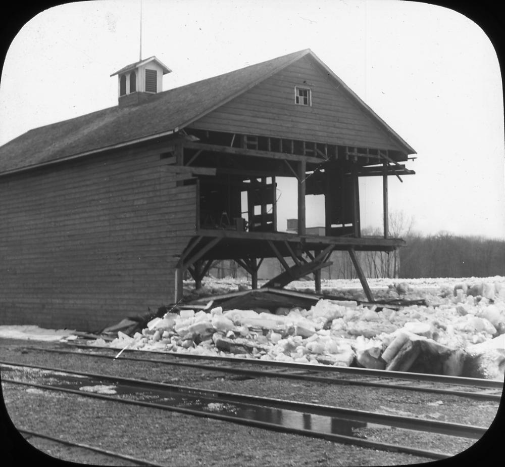Ice Jam on the Hudson River, Cold Spring, c. 1900 page 1