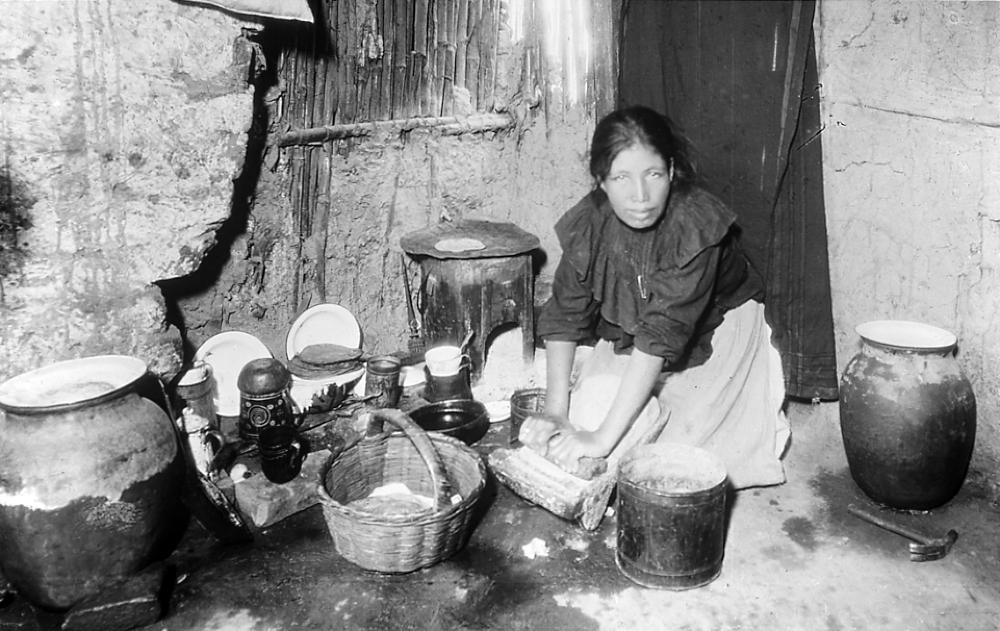 Woman Making Tortillas, Mexico, 1927 page 1